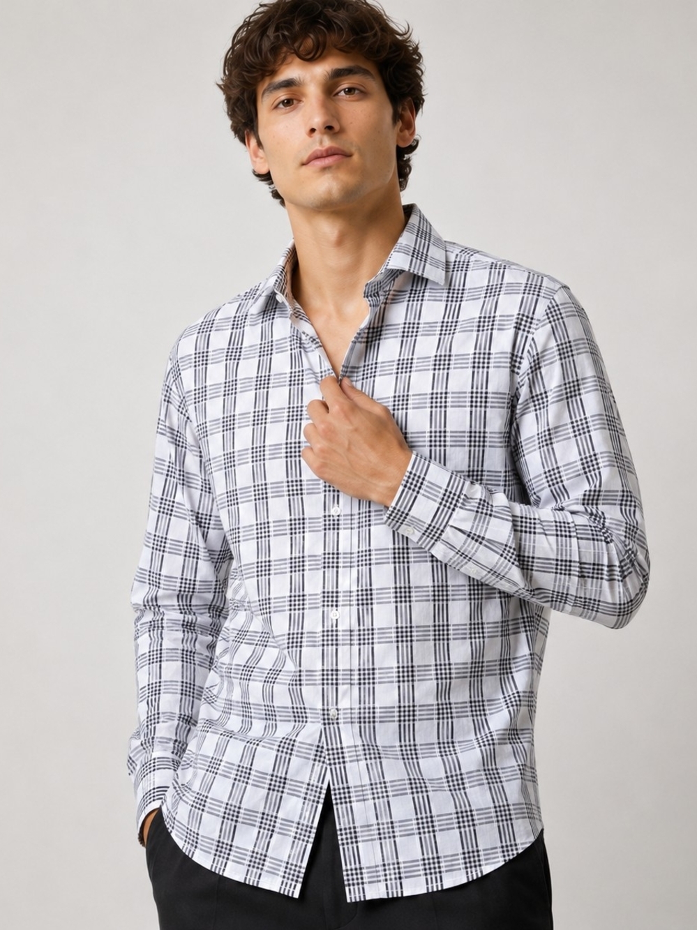 TailorByrd Shaped Fit 100% Cotton Plaid Button Down Shirt Black White M